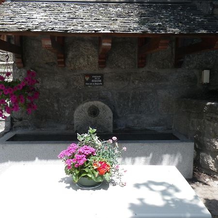 Gite De La Begude Rieutort Exterior foto