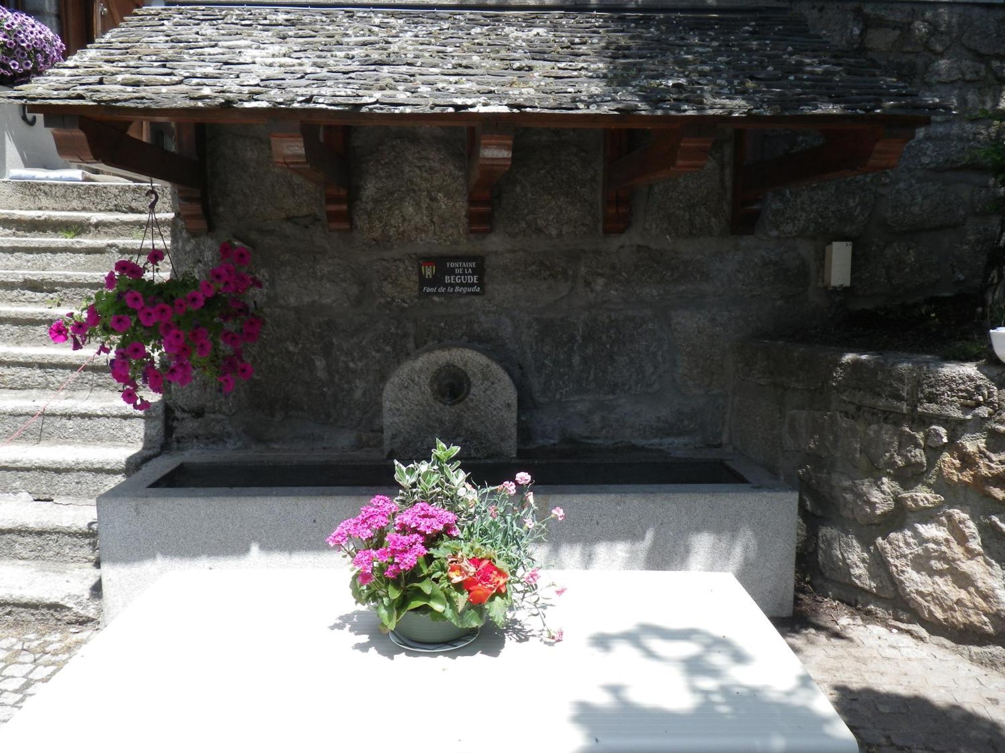 Gite De La Begude Rieutort Exterior foto